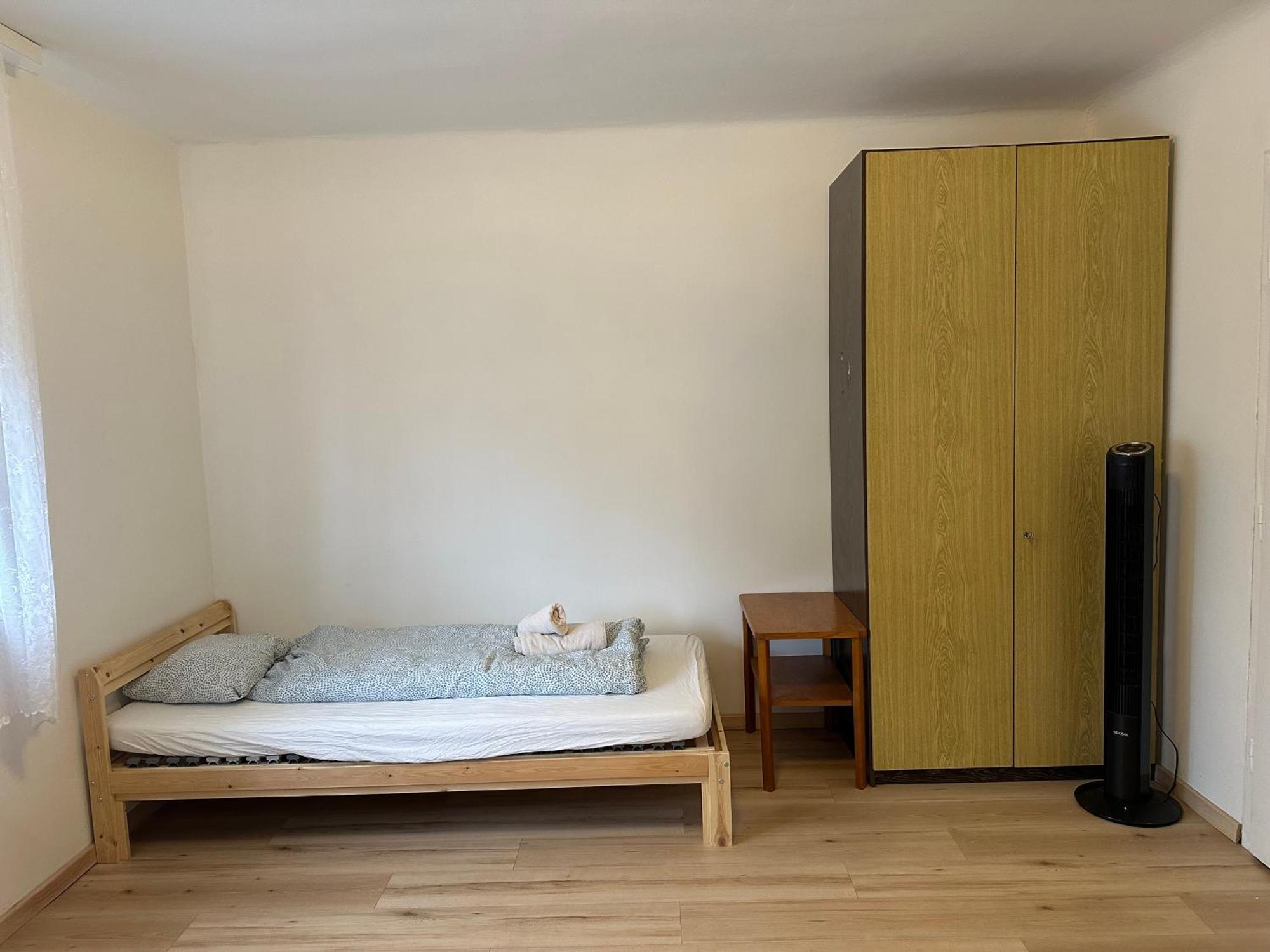 Cheap Outlet Center Apartment With Pool Parndorf Exterior foto